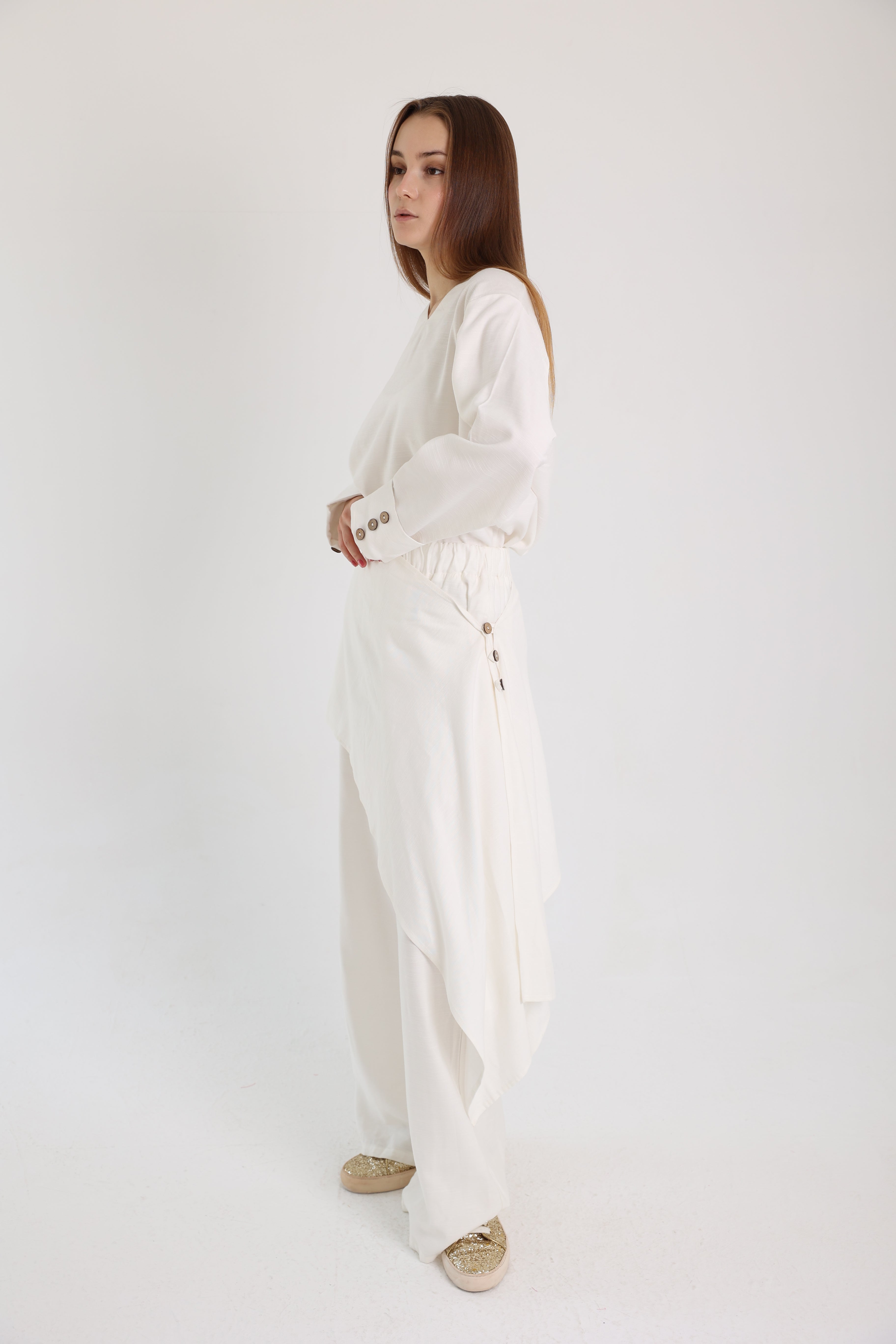 White Linen Set with a Wrap