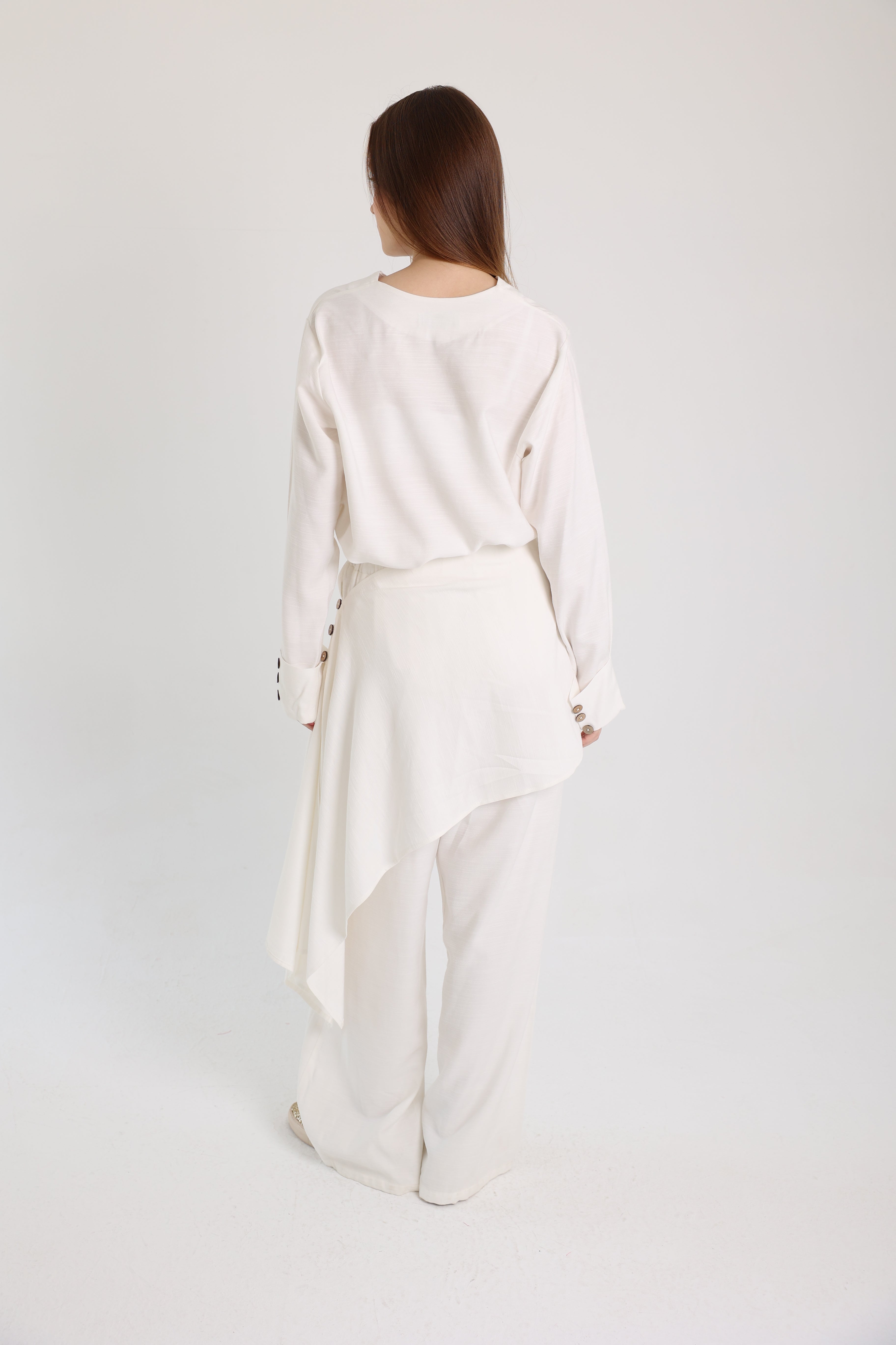 White Linen Set with a Wrap