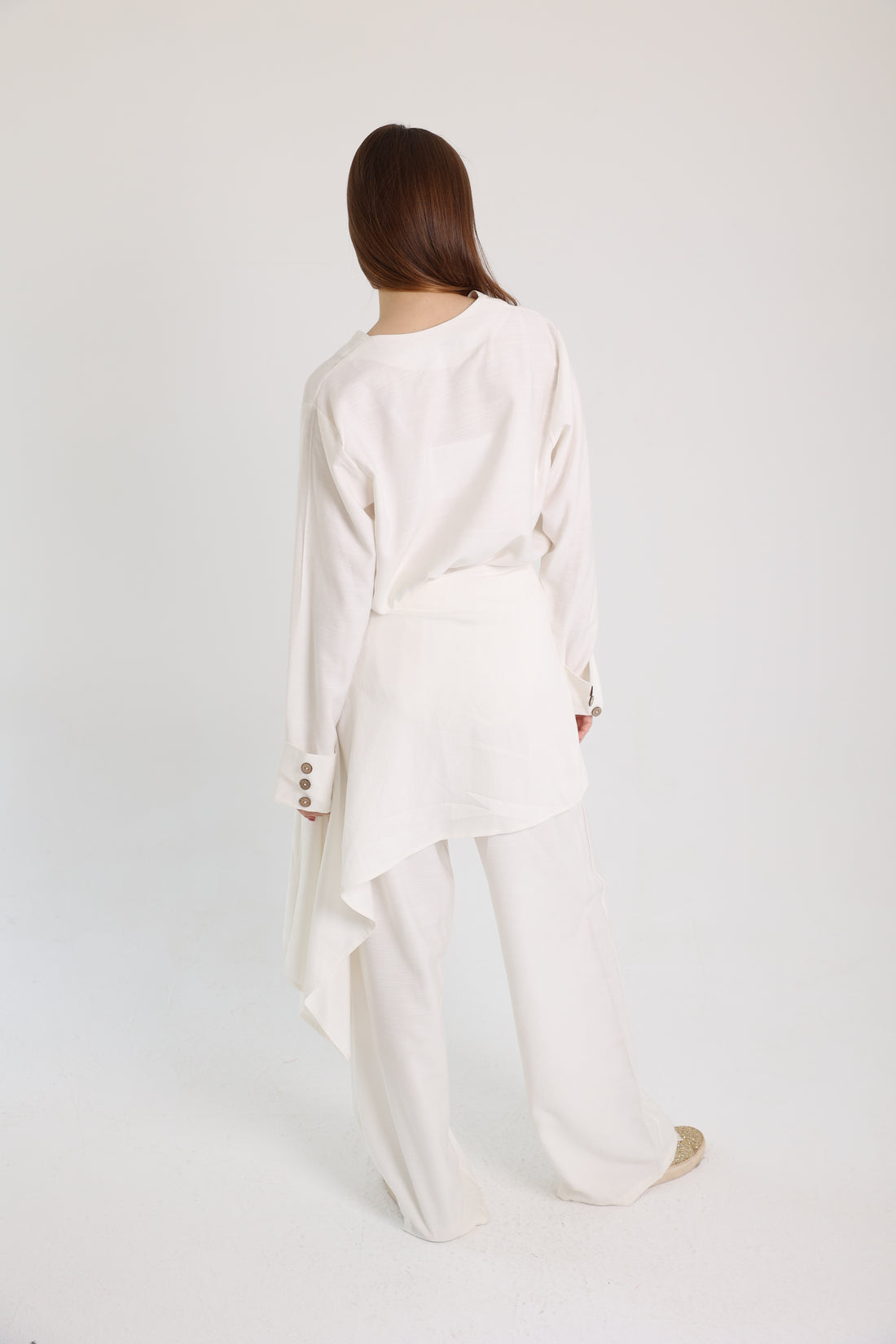 White Linen Set with a Wrap