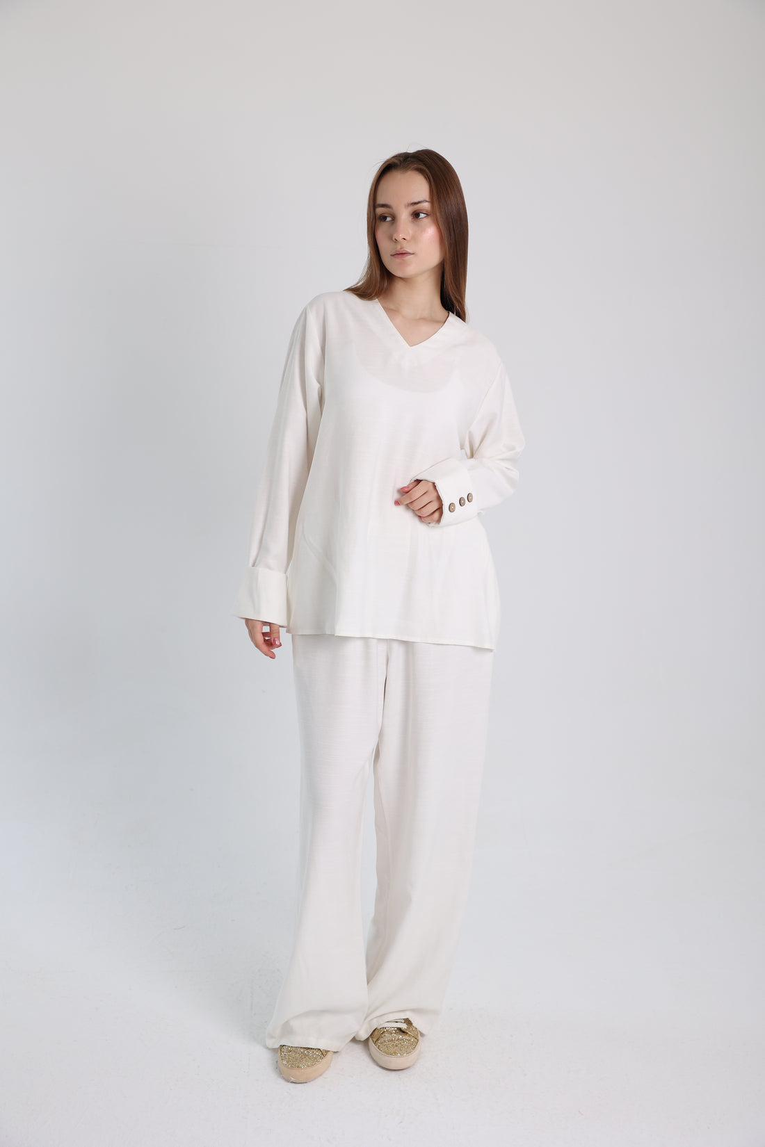 White Linen Set with a Wrap