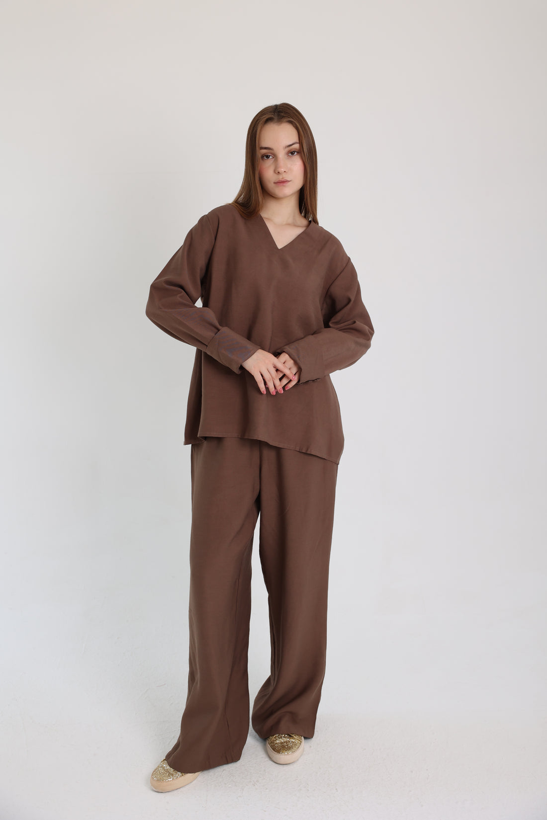 Brown Linen Set with a Wrap