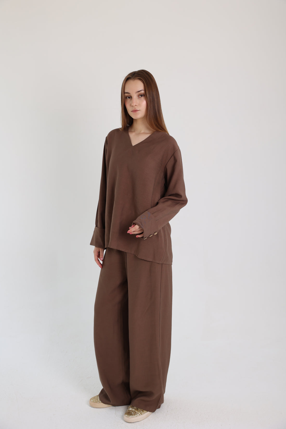 Brown Linen Set with a Wrap