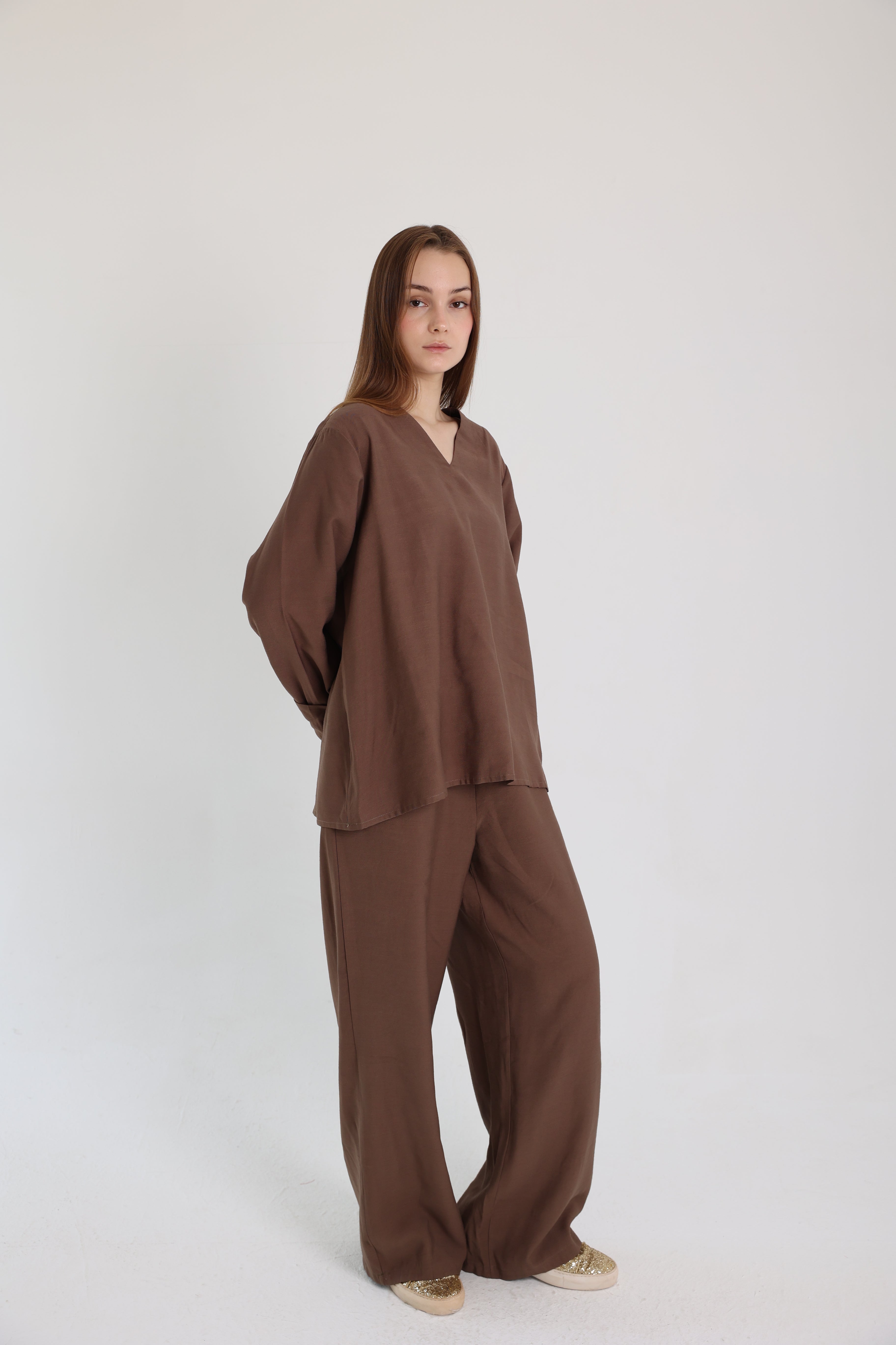 Brown Linen Set with a Wrap