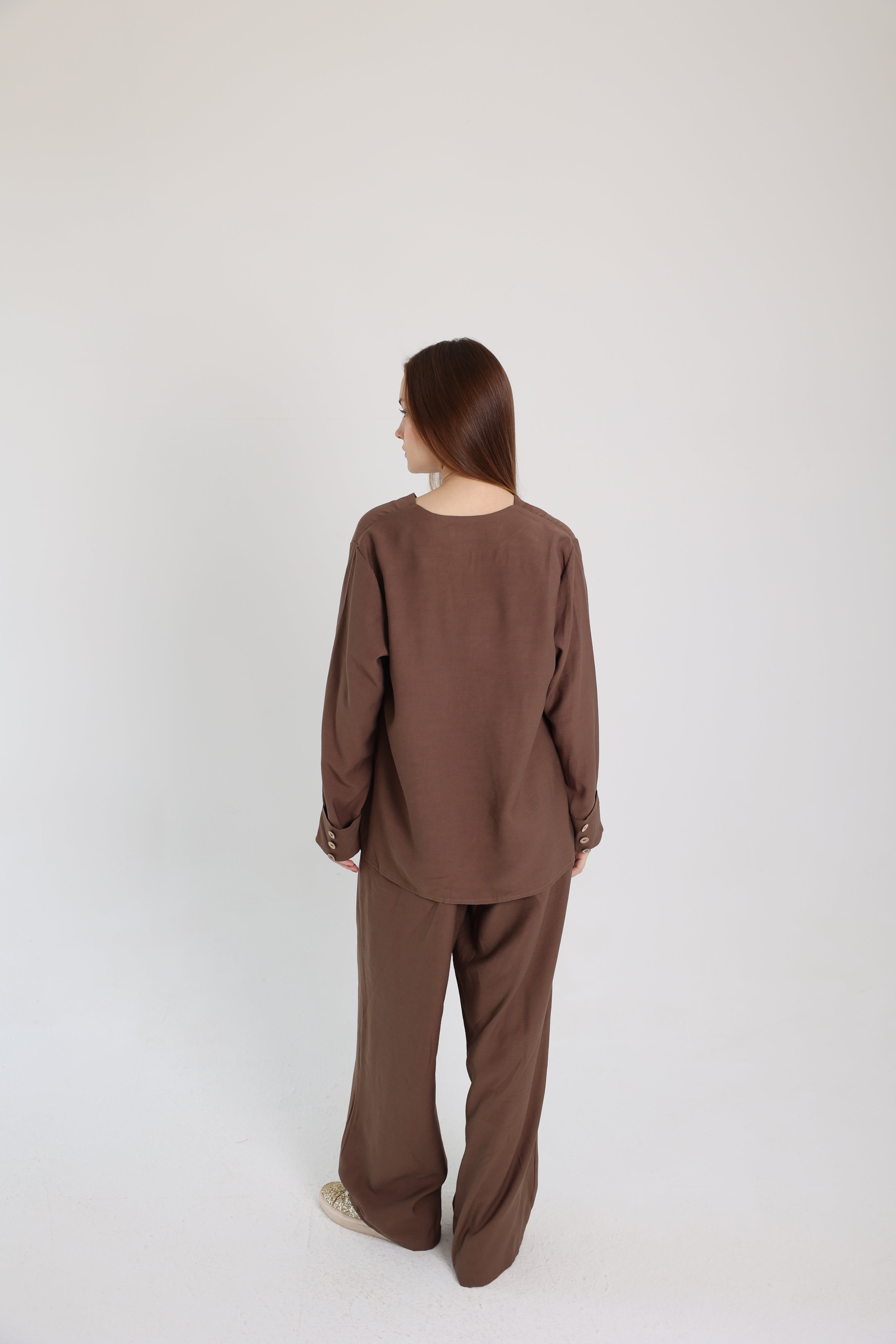 Brown Linen Set with a Wrap