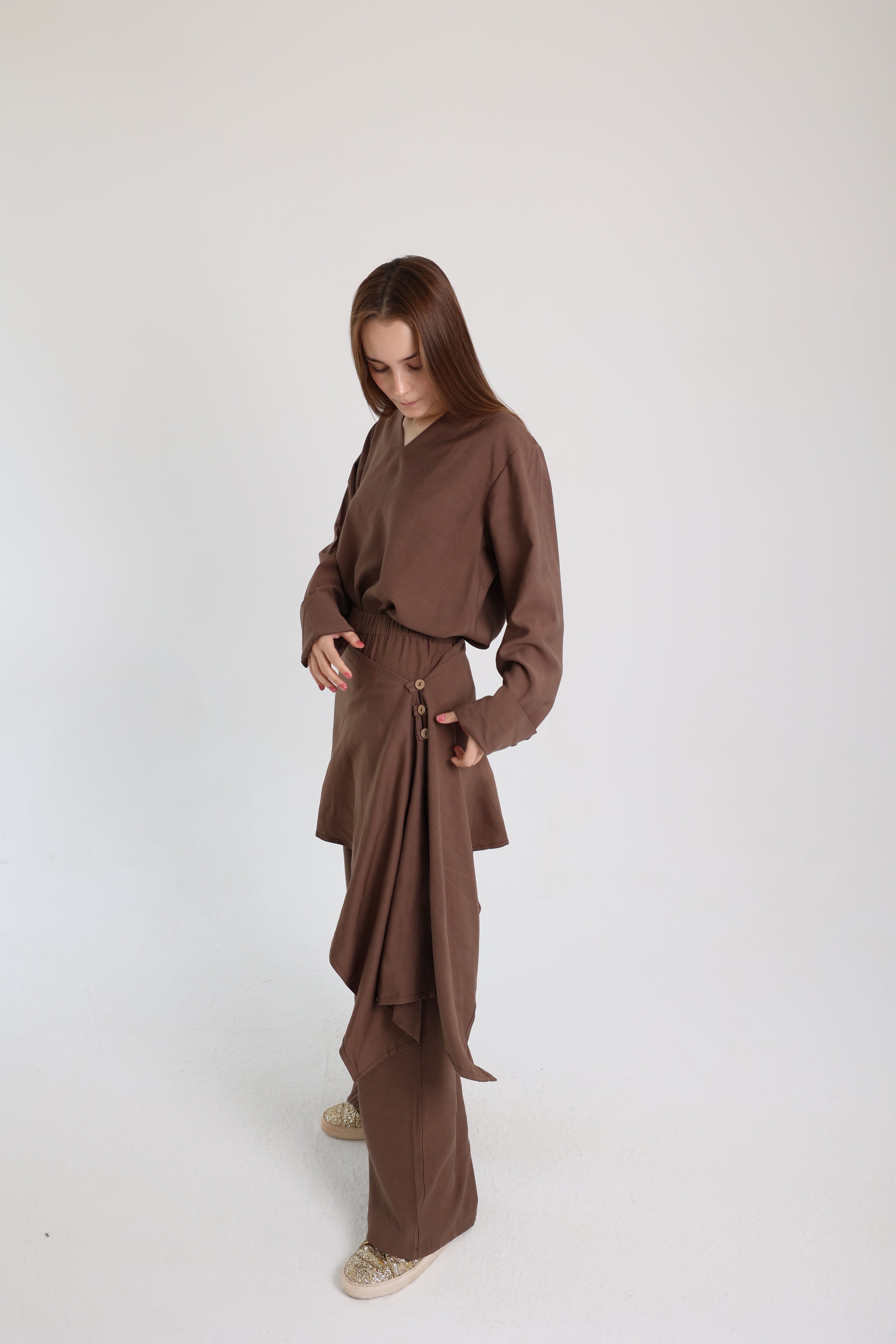 Brown Linen Set with a Wrap