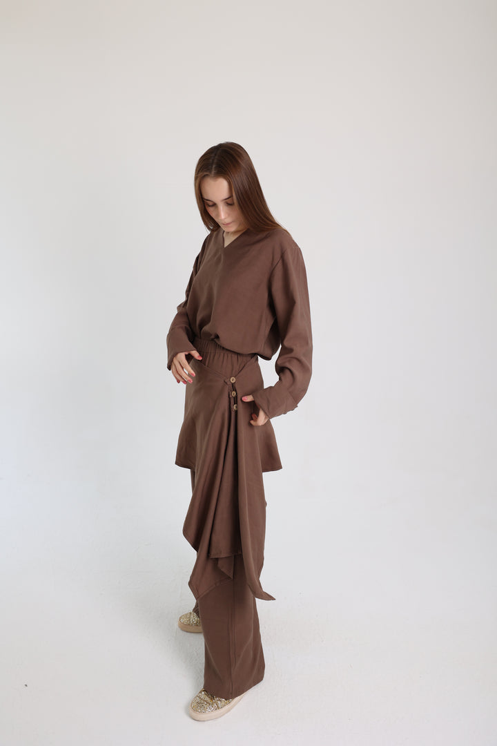 Brown Linen Set with a Wrap