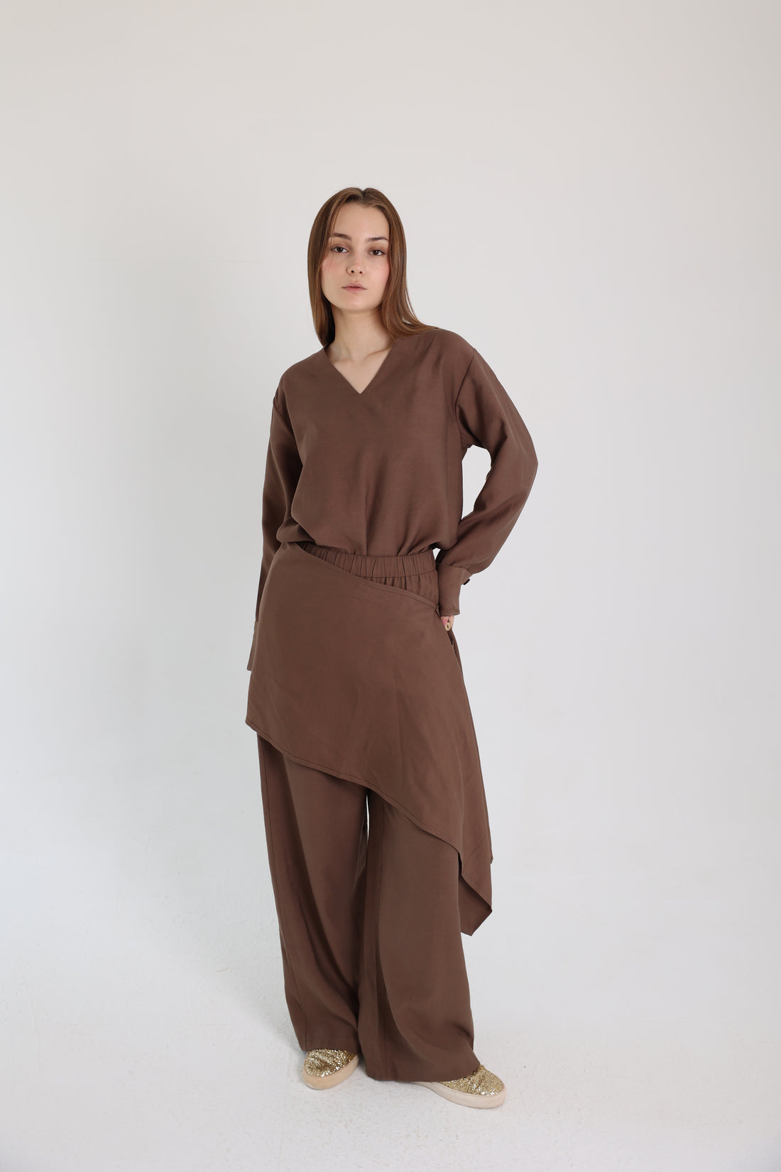 Brown Linen Set with a Wrap