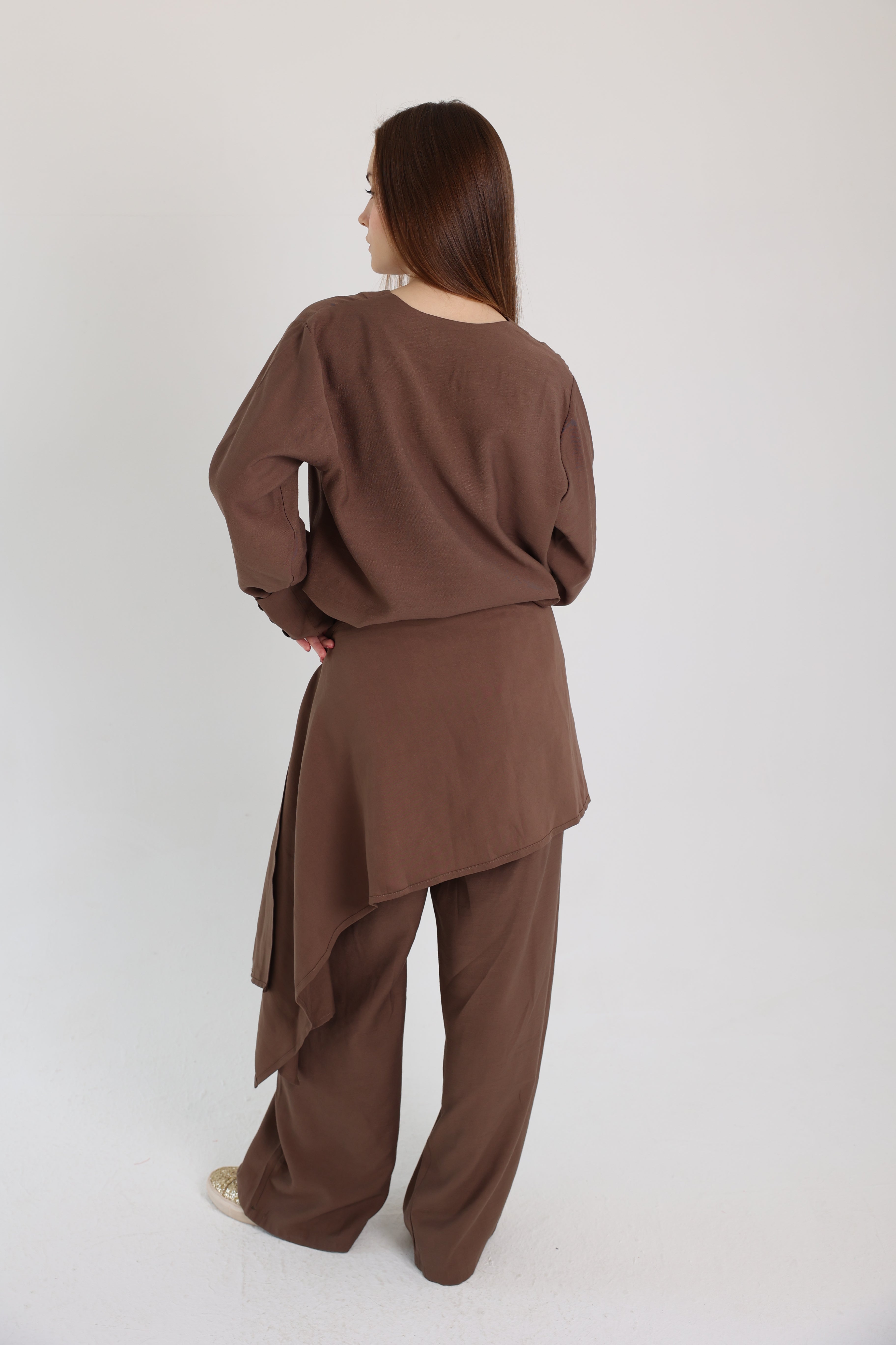Brown Linen Set with a Wrap