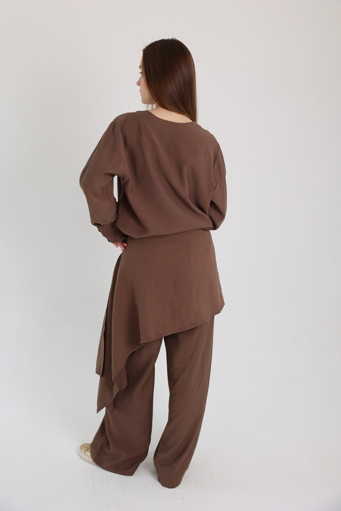 Brown Linen Set with a Wrap