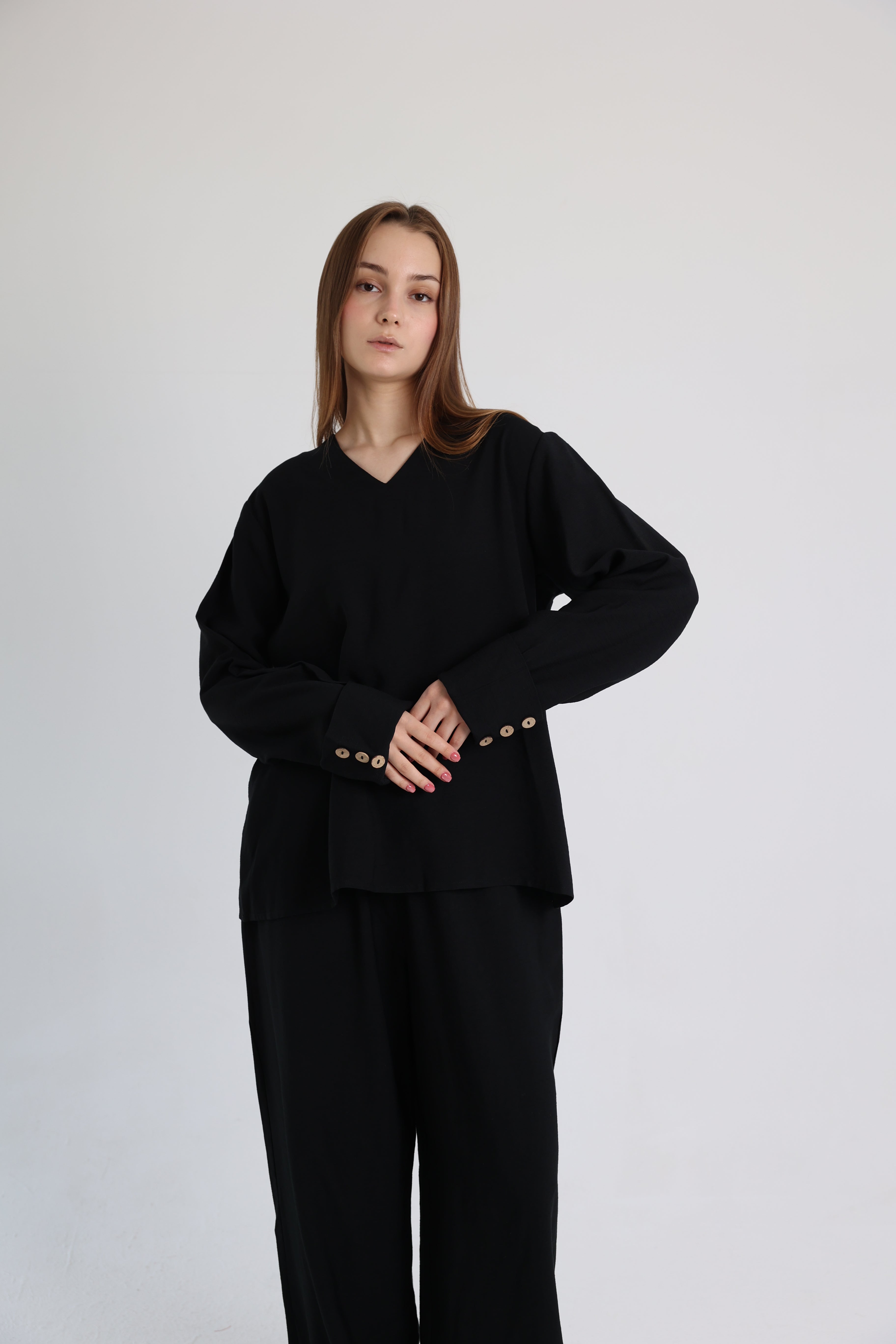 Black Linen Set With a Wrap
