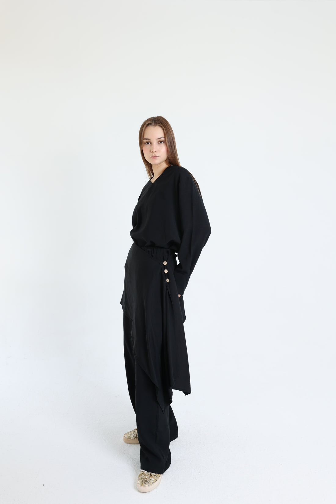 Black Linen Set With a Wrap