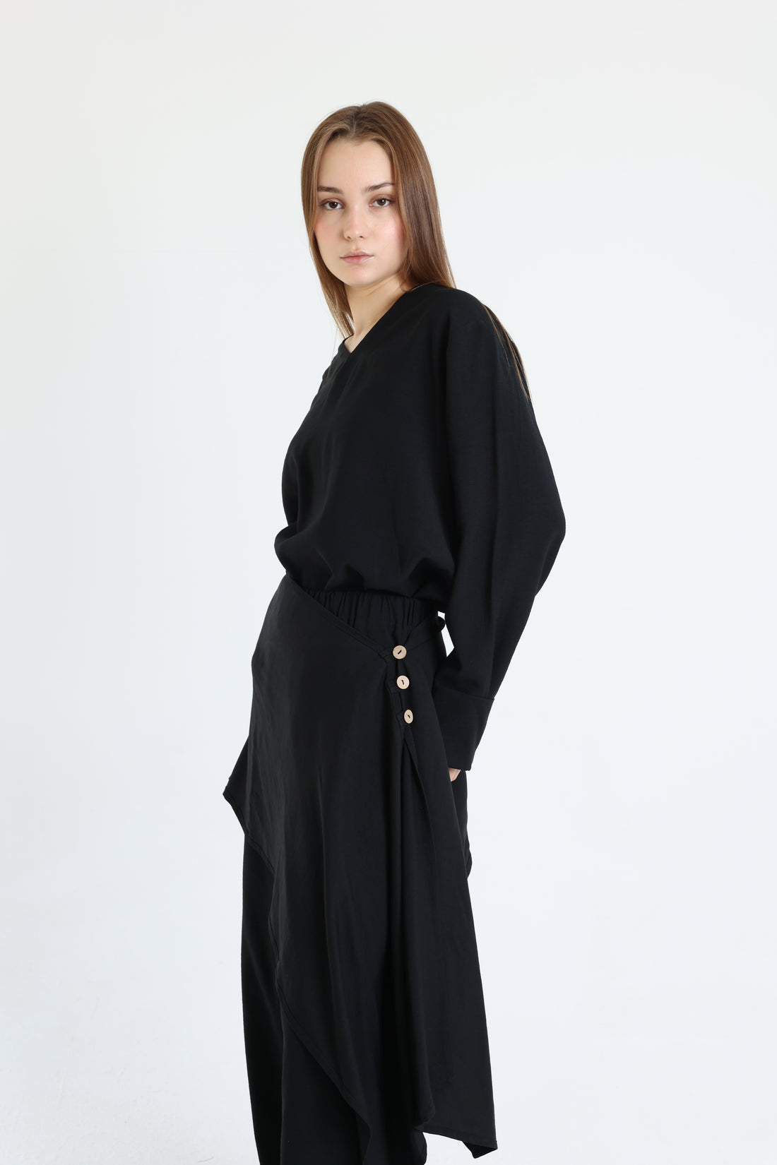 Black Linen Set With a Wrap