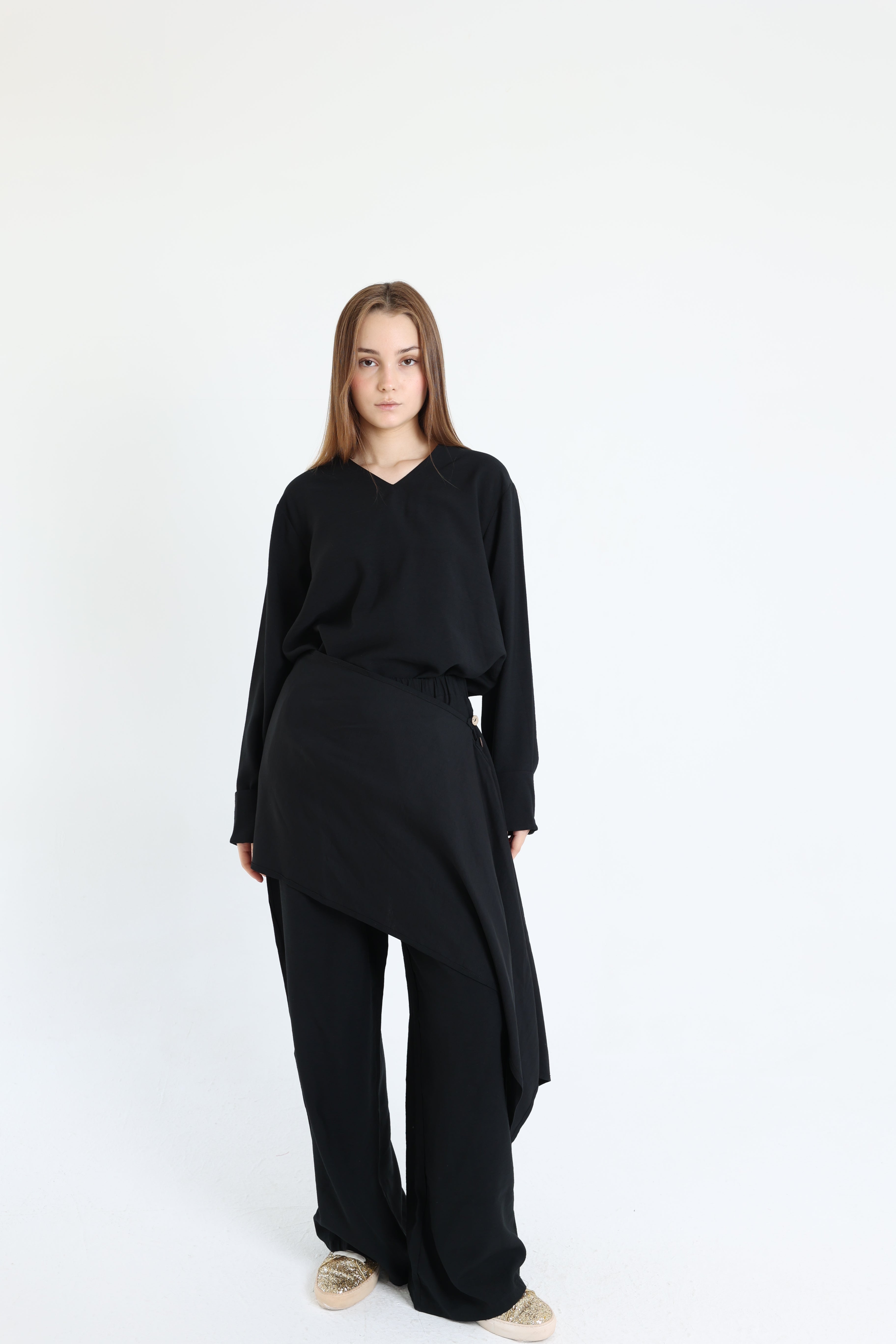 Black Linen Set With a Wrap