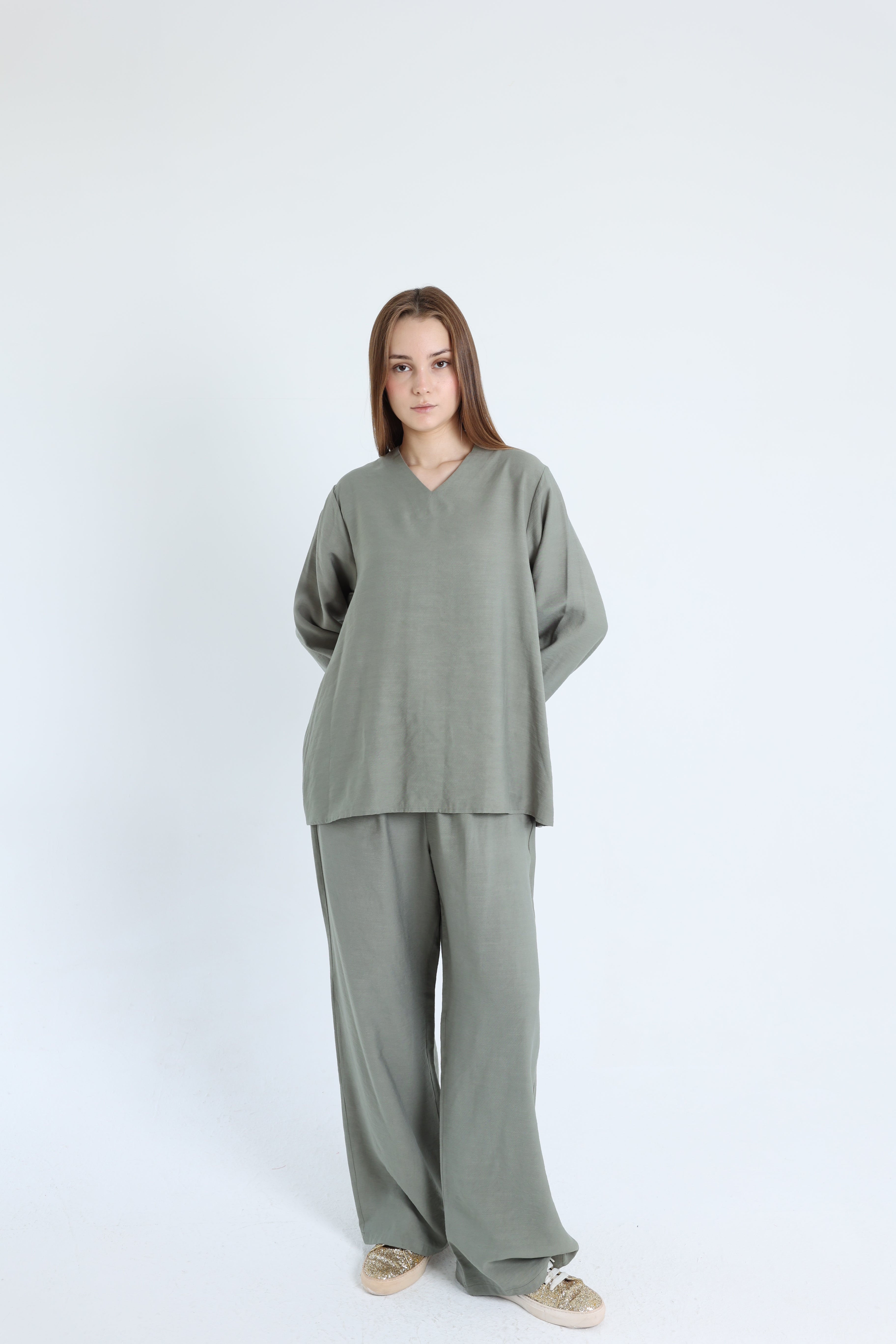 Olive Linen Set With a Wrap