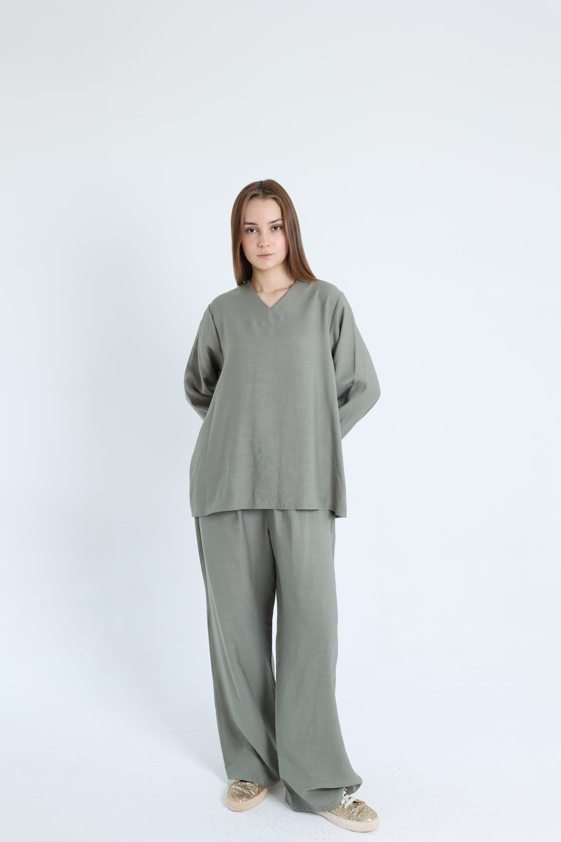 Olive Linen Set With a Wrap