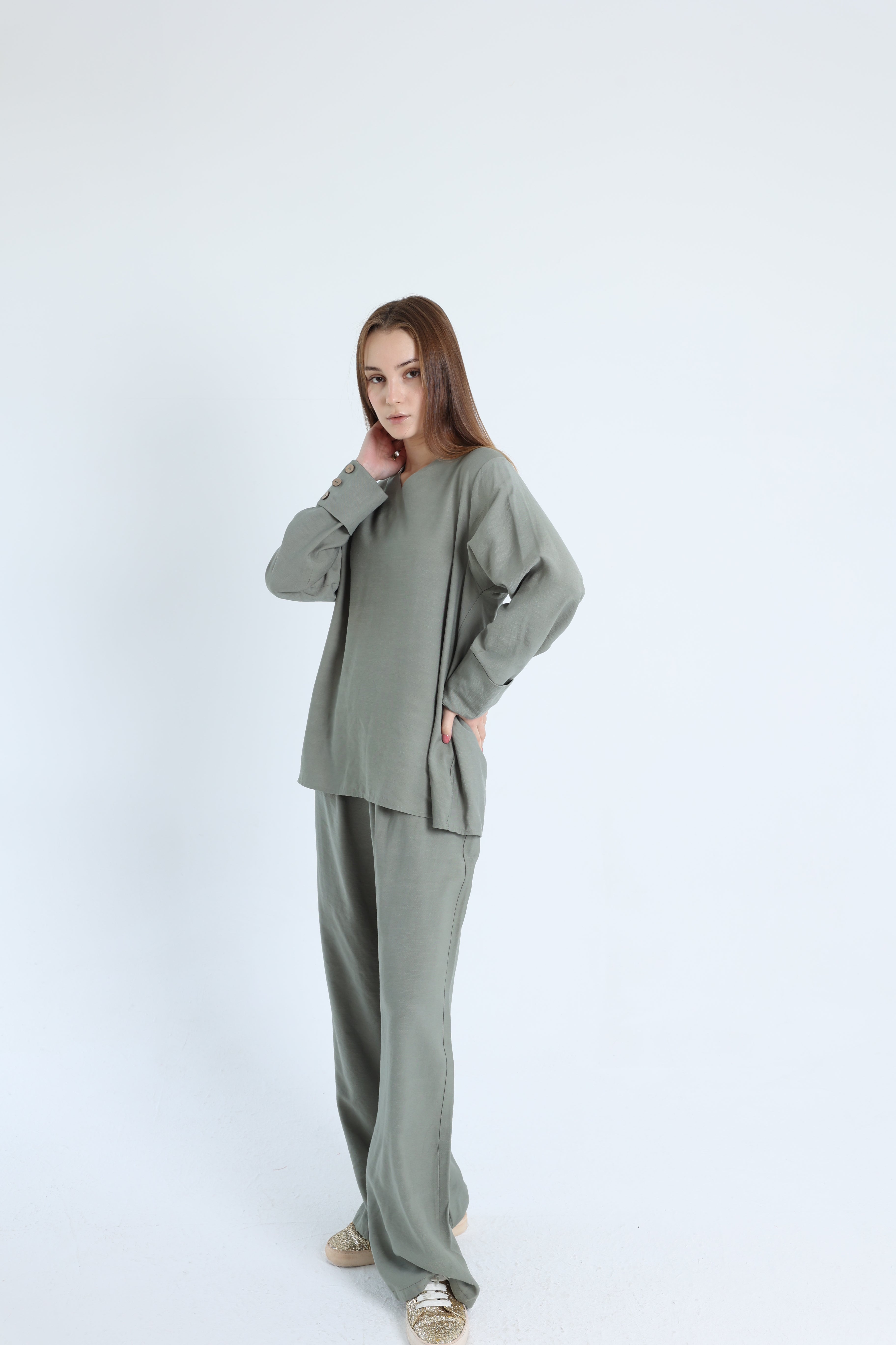 Olive Linen Set With a Wrap