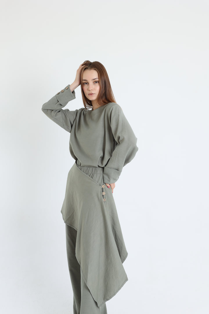 Olive Linen Set With a Wrap