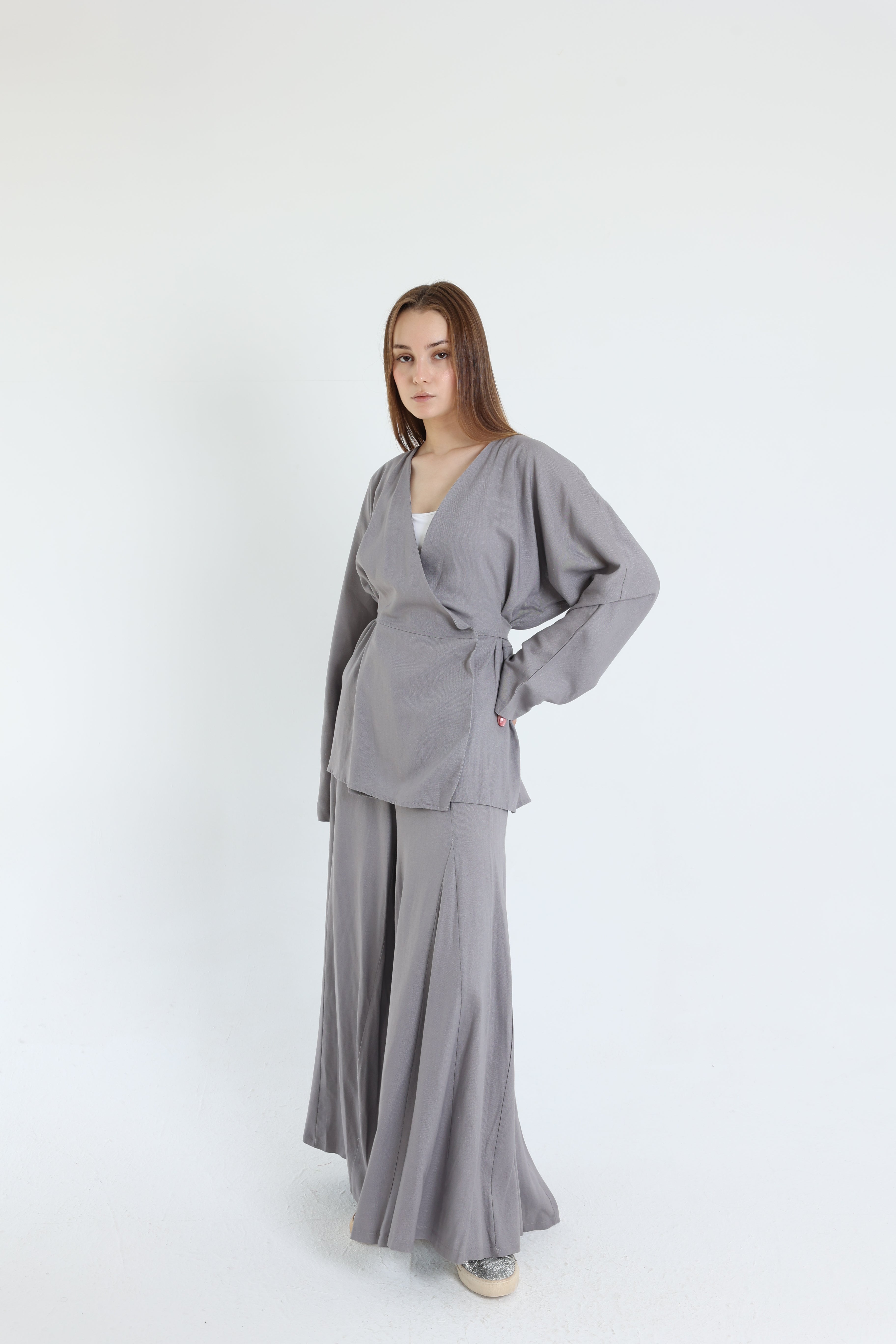Grey Linen Croisé Shirt with Belt