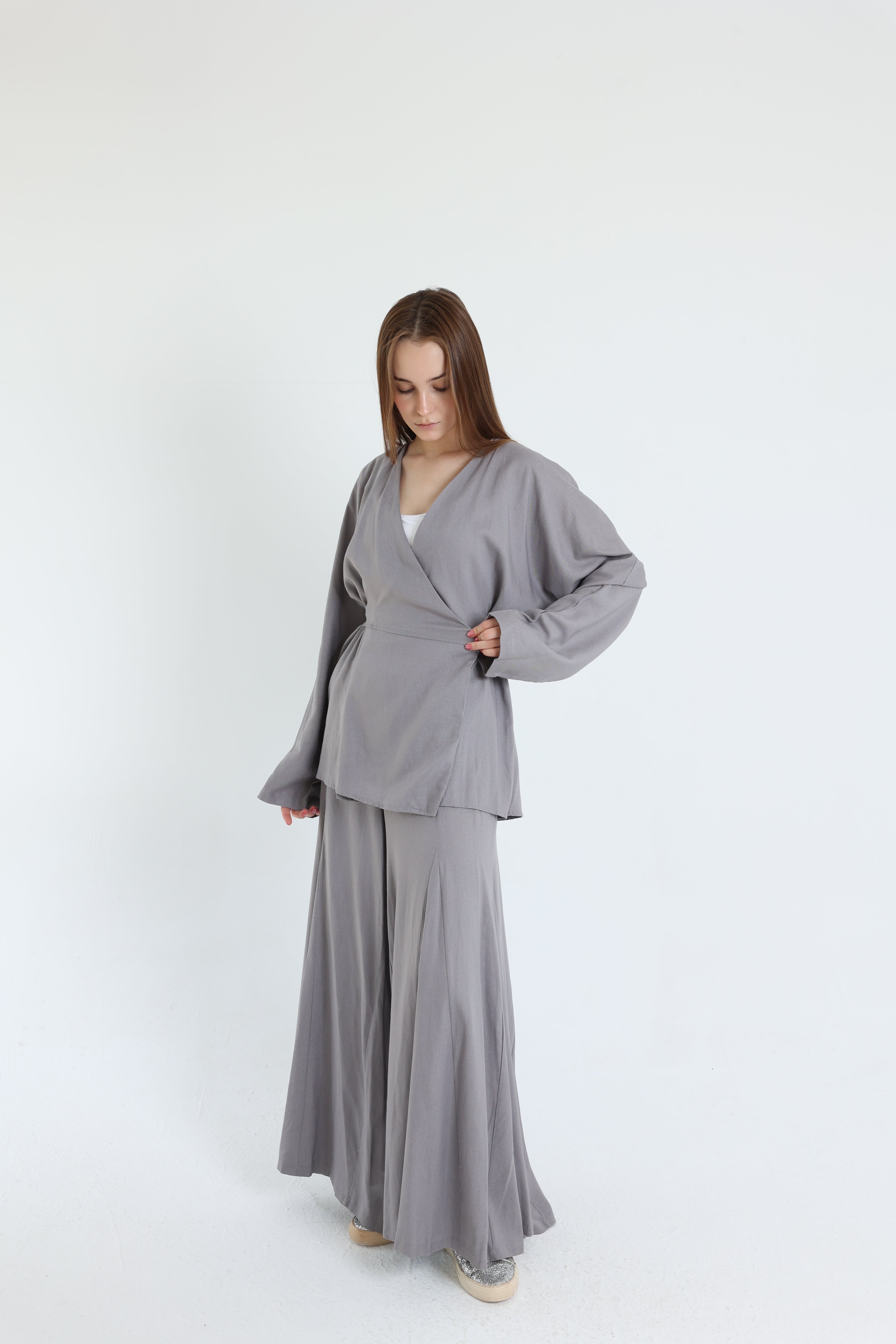 Grey Linen Croisé Shirt with Belt