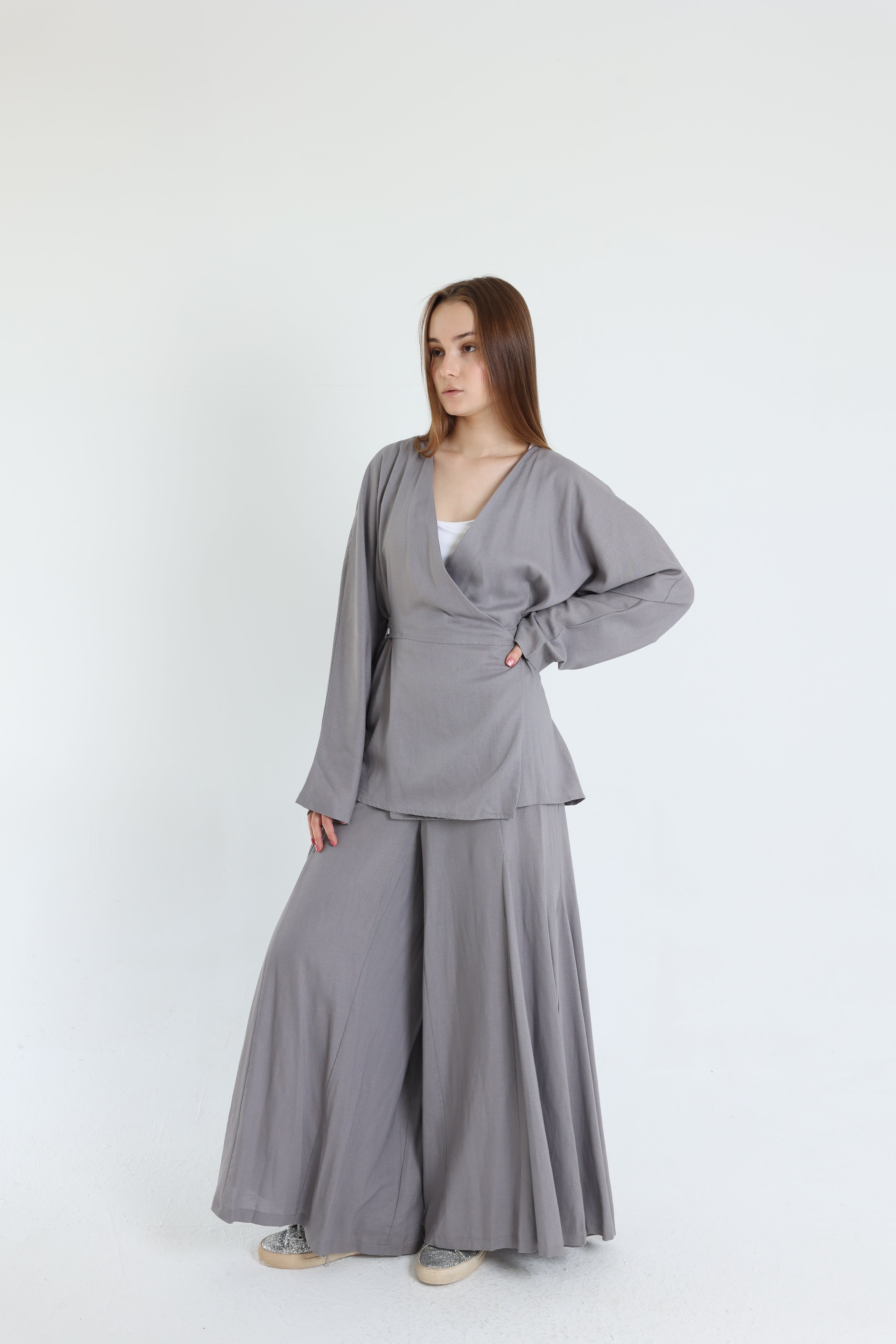Grey Linen Croisé Shirt with Belt