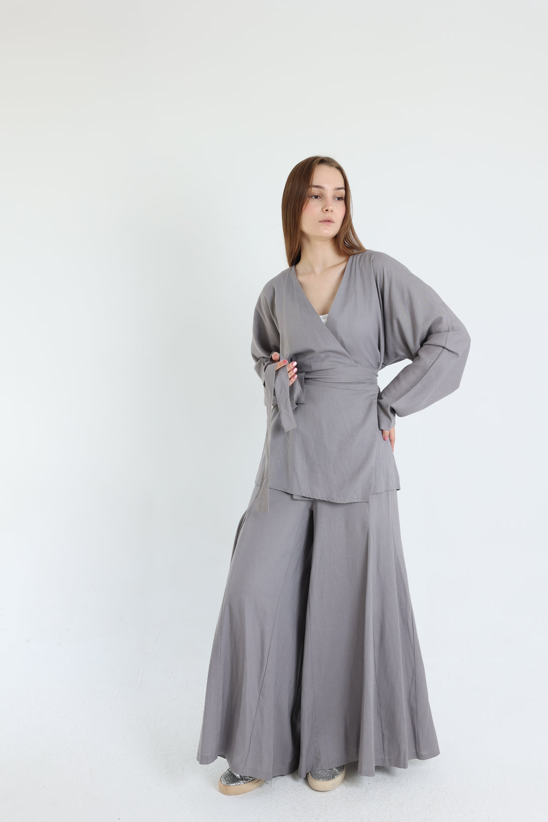 Grey Linen Croisé Shirt with Belt