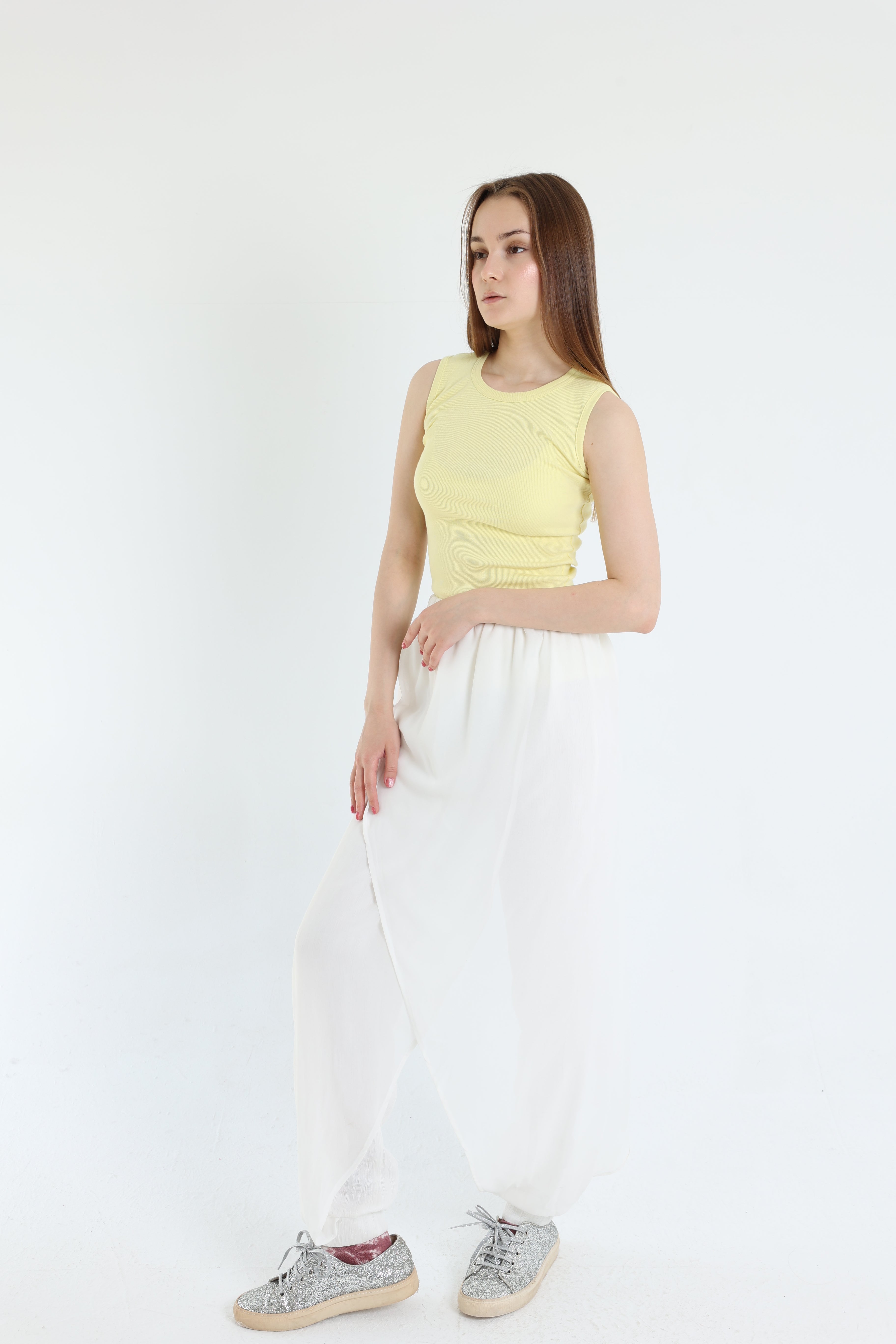 Off-white crepe pants with croise chiffon layer