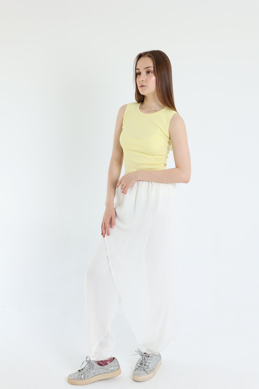 Off-white crepe pants with croise chiffon layer