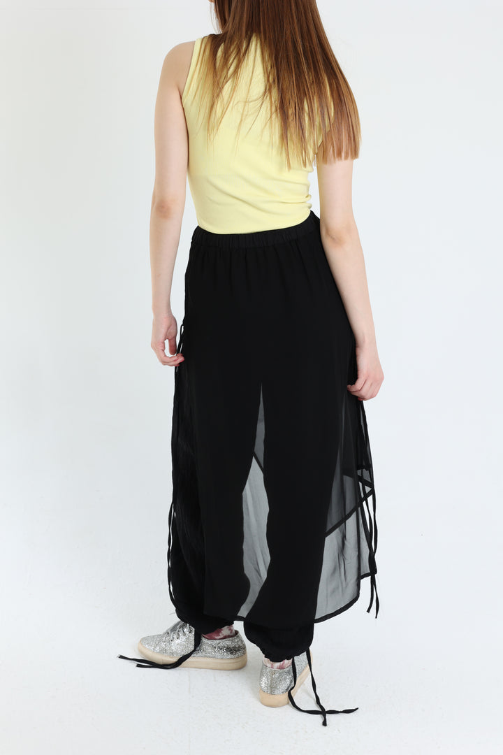 Black crepe pants with croisé chiffon layer