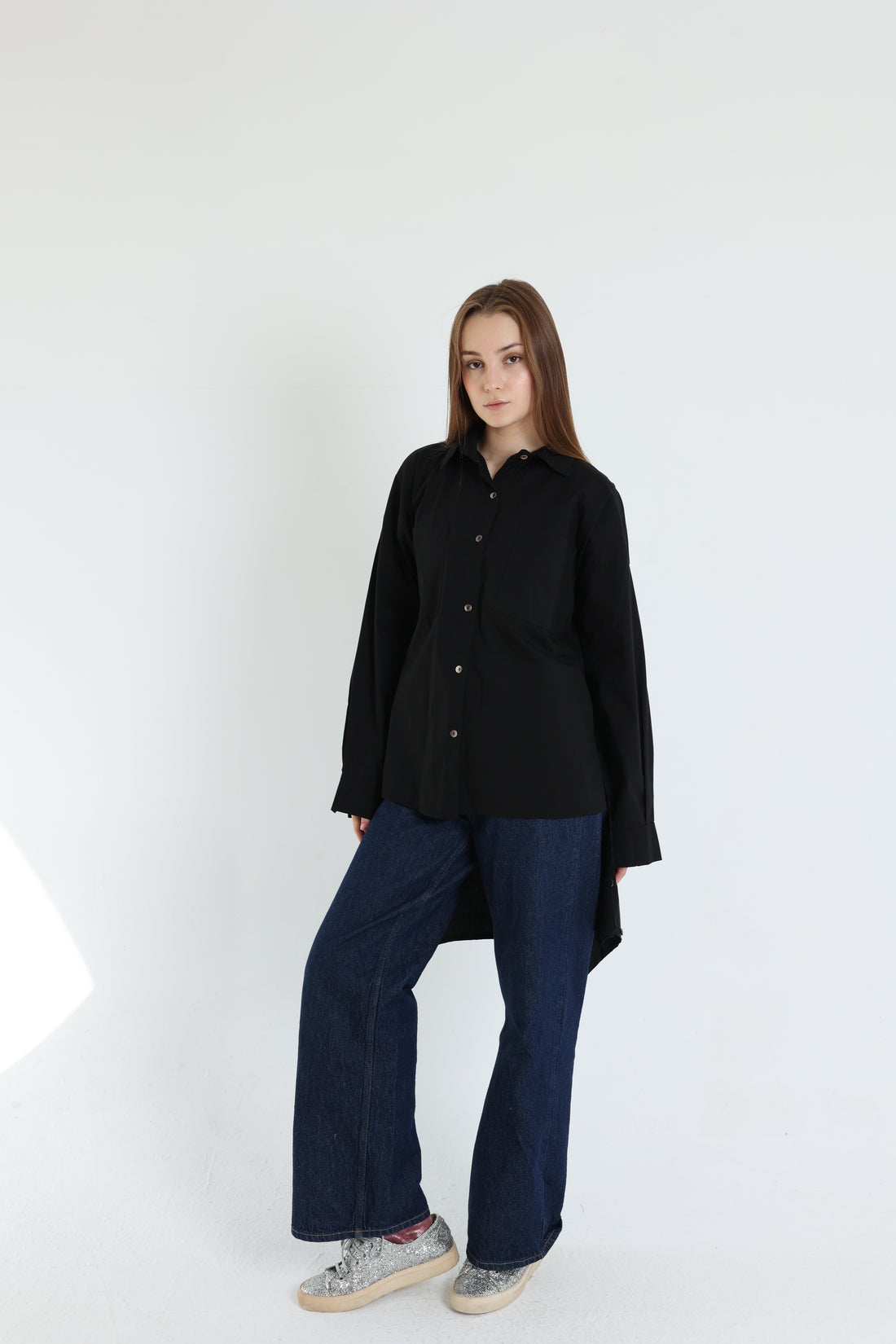 Black high-low poplin shirt