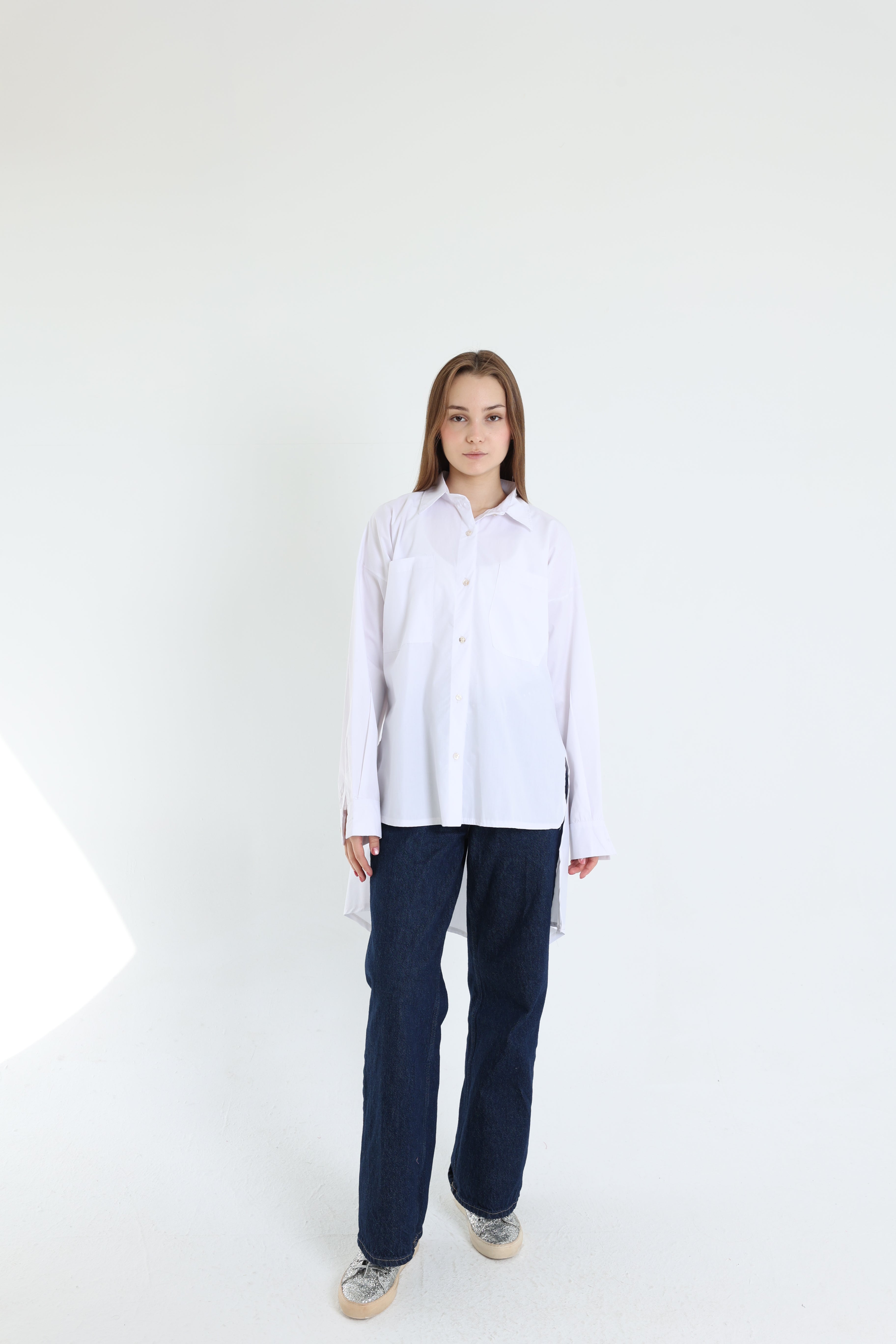 White high-low poplin shirt